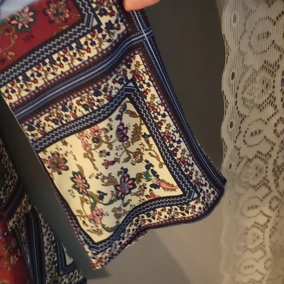 LULUS Crack a Smile Cream and Plum Multi Print Long Sleeve Shift Dress - NWT - Picture 9 of 15